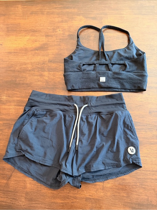 Vuori Pants - Vuori shorts and sports bra bundle small